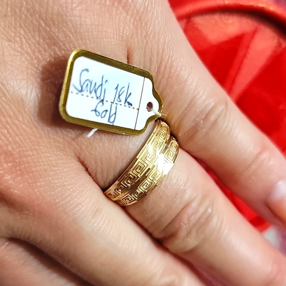 Wedding Ring Set - Picture 3 of 4